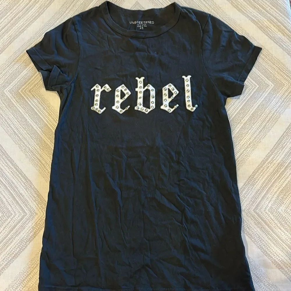 Unsweetened Women’s Black Fitted Grommet ‘Rebel’ T-Shirt - Size XS